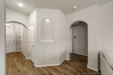 3205 W Charlotte St, Broken Arrow, OK 74011 - photo 7