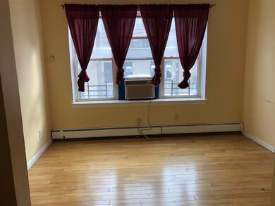 135 van Wagenen Ave unit 2A, Jersey City, NJ 07306 - photo 2