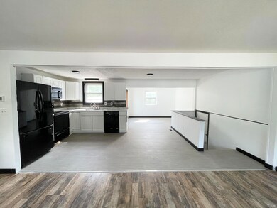 34 Andrea St, Lisbon, ME 04250 - photo 4