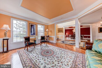 975 Turnberry Cir, Schwenksville, PA 19473 - photo 4