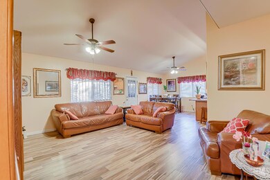5002 Mar Grande Dr, Bakersfield, CA 93307 - photo 5