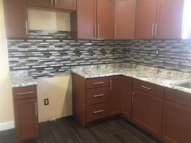 511 W Main St, Portland, IN 47371 - photo 6