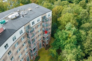 273 Cambridge Rd unit 404, Woburn, MA 01801 - photo 5