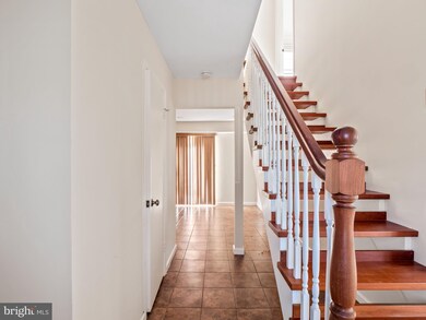 2421 Kinderbrook Ln, Bowie, MD 20715 - photo 3