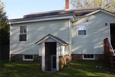 27 Mechanic St, Wakefield, RI 02879 - photo 2