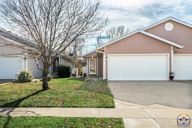 7237 SW 23rd Ct, Topeka, KS 66614 - photo 2