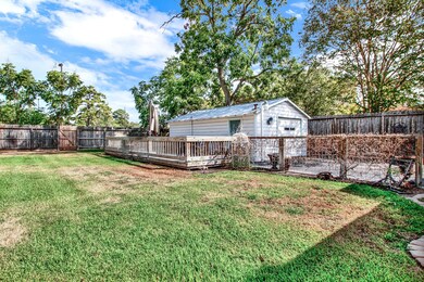 502 Mason St, Tomball, TX 77375 - photo 6