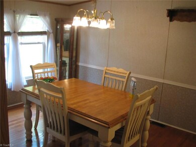 3043 Brookside Ct, Asheboro, NC 27205 - photo 7