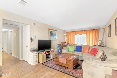1748 El Camino Rd unit 3, Jacksonville, FL 32216 - photo 2