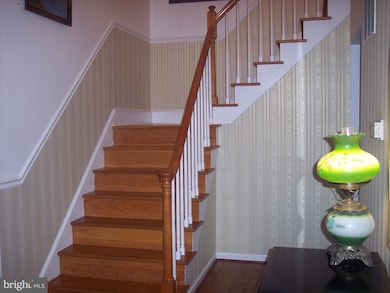 8007 Hillcrest Dr, Manassas, VA 20111 - photo 4