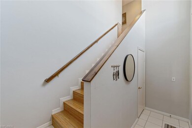 834 Gulf Pavilion Dr unit 201, Naples, FL 34108 - photo 3