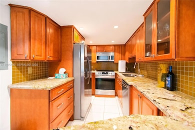 The Georgian Condominium unit 906, Miami Beach, FL 33139 - photo 6