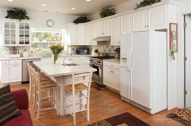 unlisted-address, Bend, OR 97701 - photo 6