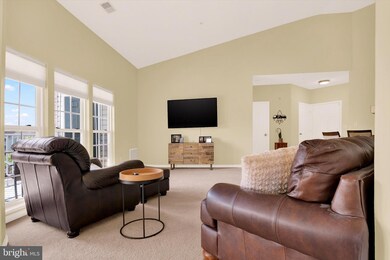 5497 Glenthorne Ct, Rosedale, MD 21237 - photo 4