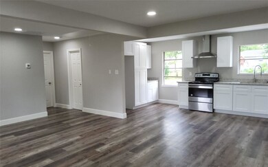 2326 Wardmont St, Houston, TX 77093 - photo 5