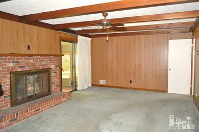 804 E Wilmington St, Burgaw, NC 28425 - photo 6