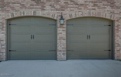 201 San Sebastian Dr, Youngsville, LA 70592 - photo 5