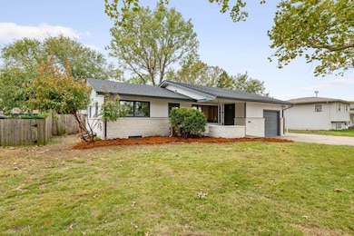 7513 W Galoway Ave, Wichita, KS 67212 - photo 3