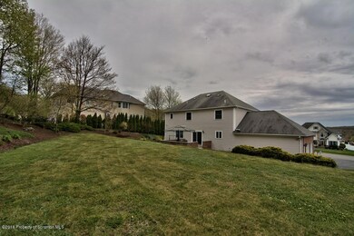 904 Greenfield Rd, Moscow, PA 18444 - photo 2