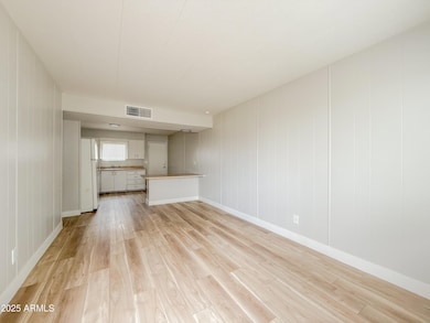 3426 E Melvin St unit E, Phoenix, AZ 85008 - photo 4