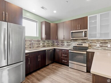 1037 Soho Dr, Midvale, UT 84047 - photo 5