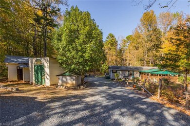 1792 Staleys Farm Rd, Asheboro, NC 27205 - photo 2