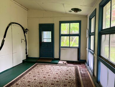 711 N Falmouth Hwy, North Falmouth, MA 02556 - photo 4