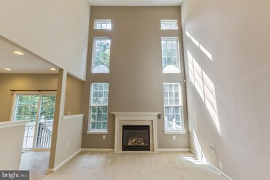 194 Chancellor Dr, Woodbury, NJ 08096 - photo 2