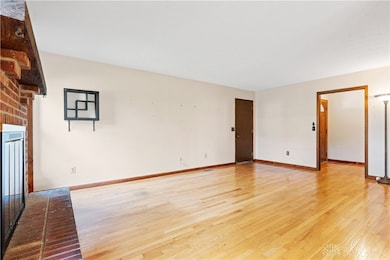 525 Royal Springs Dr, Springboro, OH 45066 - photo 4