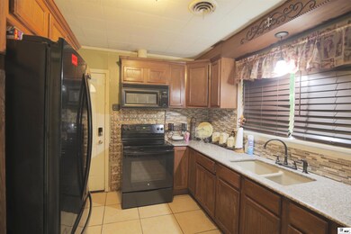 1003 Tulip Ave, Bastrop, LA 71220 - photo 6