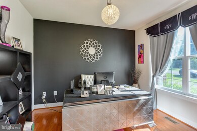 6002 Glennberry Ct, Glenn Dale, MD 20769 - photo 5