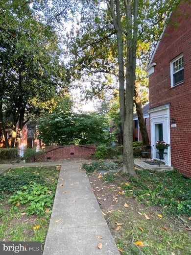 1634 Mount Eagle Place, Alexandria, VA 22302 - photo 5