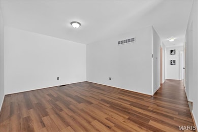 10328 Forest Brook Ln unit H, Saint Louis, MO 63146 - photo 7