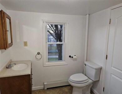 2335 N Apple St, Whitehall, PA 18052 - photo 7