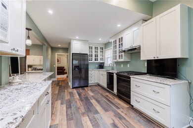 2019 Chefs Kitchen with maple soft-close pullouts,