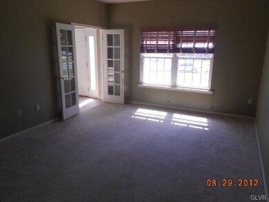 1949 Creamery Ct, Alburtis, PA 18011 - photo 4