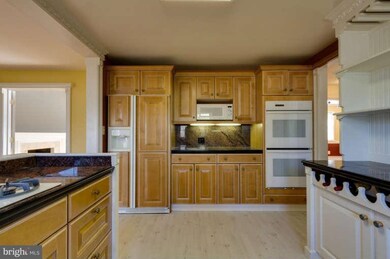 6722 Haycock Rd, Falls Church, VA 22043 - photo 7