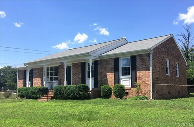 Three Bedroom Two Bathroom Brick Rancher with Deta