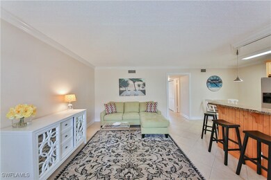 1100 Gulf Shore Blvd N unit 207, Naples, FL 34102 - photo 4