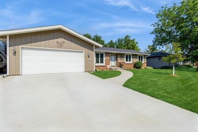 2871 Monroe Dr
