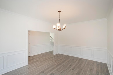 Stock Photo *Selections and finishes may vary