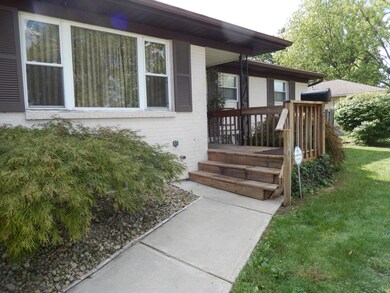 1211 Ironwood Dr, Columbus, OH 43229 - photo 2