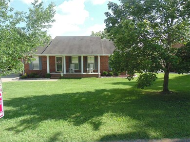 103 Drake Dr, Shelbyville, TN 37160 - photo 2
