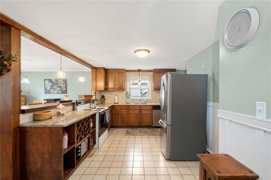 108 Angell St, Woonsocket, RI 02895 - photo 7