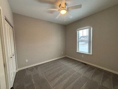unlisted-address, Sycamore, IL 60178 - photo 4