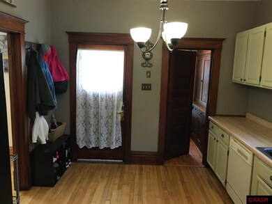 1317 N Minnesota St, New Ulm, MN 56073 - photo 4