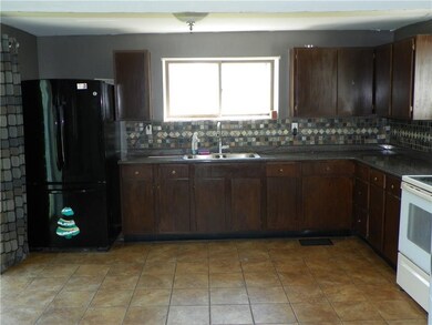 Some Nice Updates in Large Kitchen!