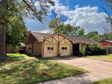 7403 Shady Arbor Ln, Houston, TX 77040 - photo 2