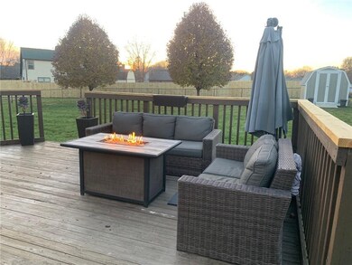 430 Park Forest Dr E, Whiteland, IN 46184 - photo 2