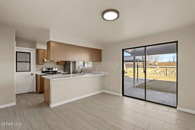 2052 Solano Dr, El Paso, TX 79935 - photo 7